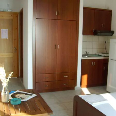To Kamari Apartment Aspous Exterior photo